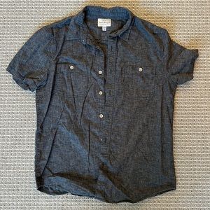Casual men’s button up Tshirt